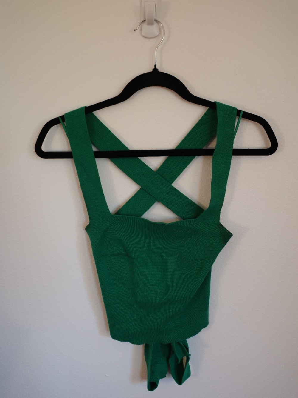 LE LIS Knit Tie-Back Cross-Back Top - Emerald Green
